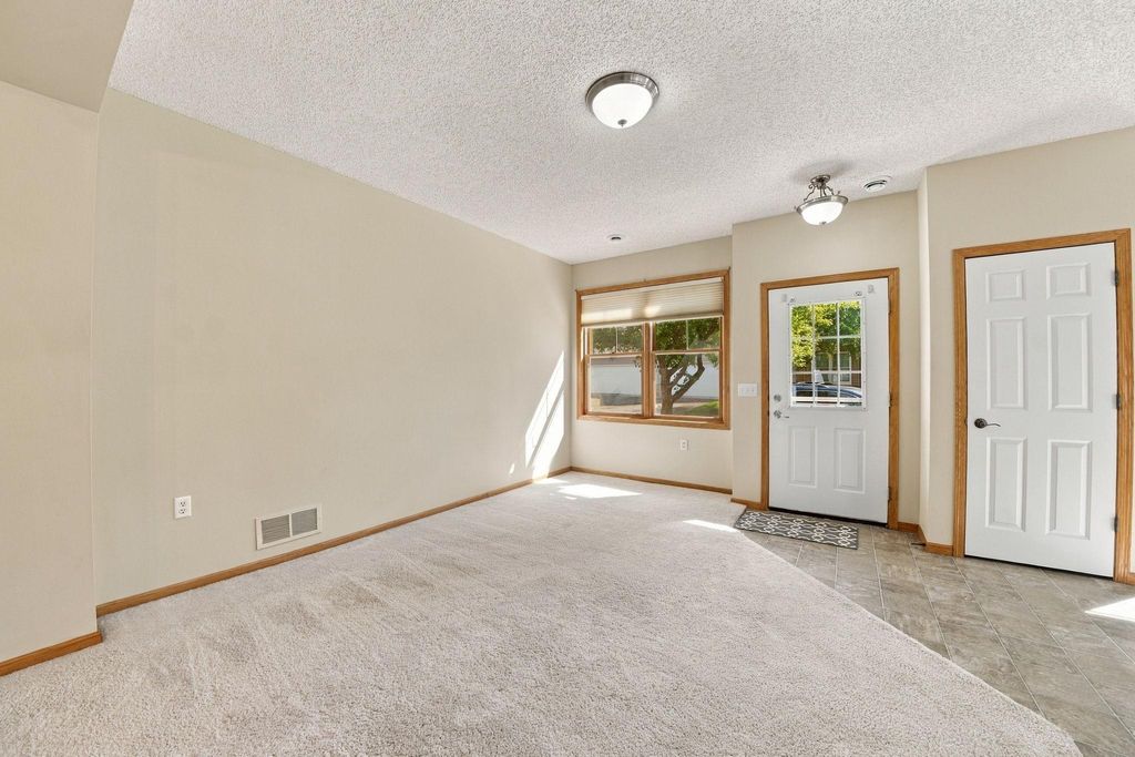 468 Hayes Drive, Hastings, MN 55033 — photo 4