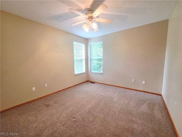 1901 Pembrooke Lane, Avon, OH 44011