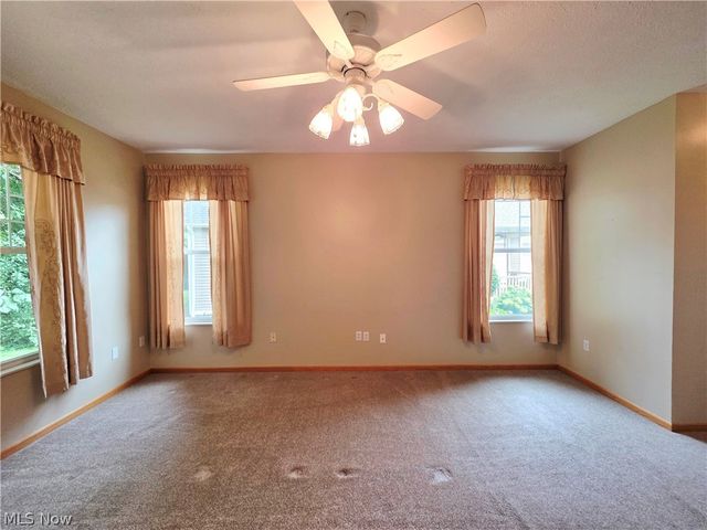 1901 Pembrooke Lane, Avon, OH 44011