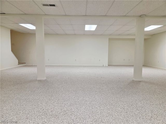 1901 Pembrooke Lane, Avon, OH 44011