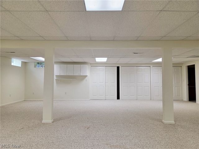1901 Pembrooke Lane, Avon, OH 44011