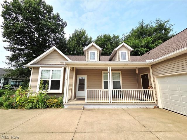 1901 Pembrooke Lane, Avon, OH 44011