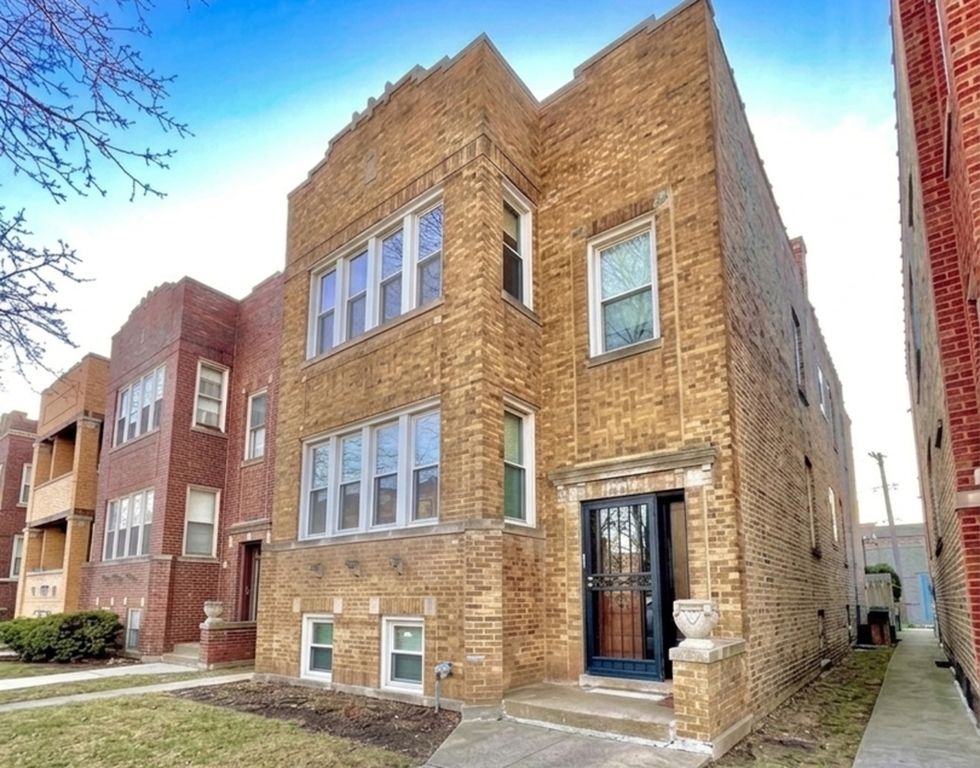 1218 Maple Avenue 1, Berwyn, IL 60402
