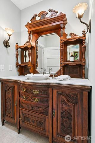 4141 244th Avenue NE, Redmond, WA 98053