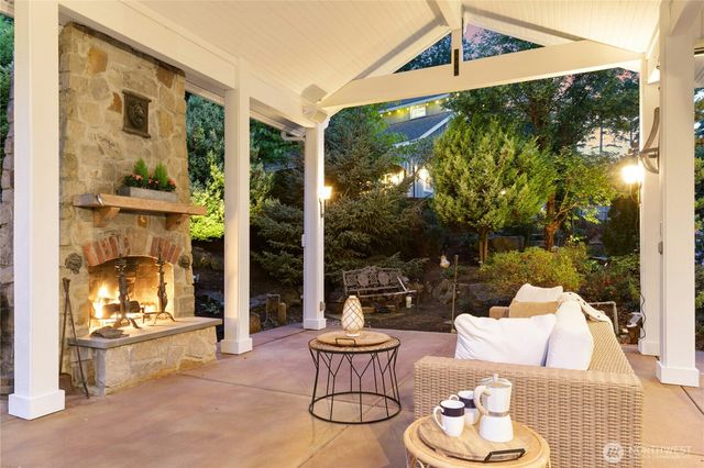 4141 244th Avenue NE, Redmond, WA 98053