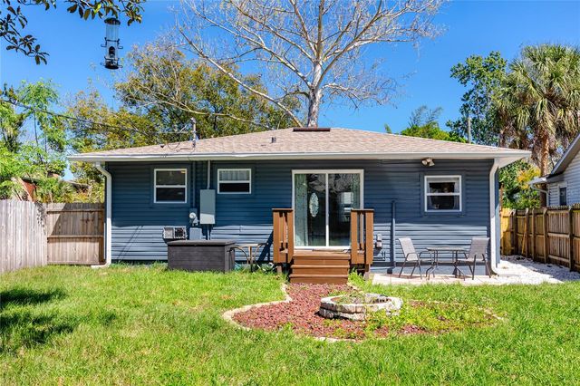 3626 QUEEN STREET N, St Petersburg, FL 33713