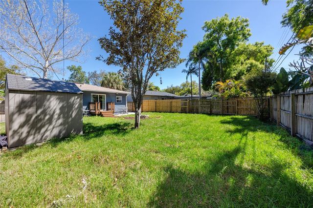 3626 QUEEN STREET N, St Petersburg, FL 33713