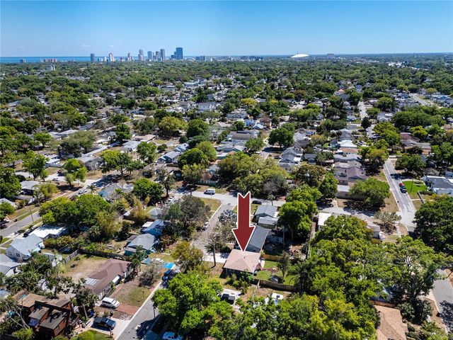 3626 QUEEN STREET N, St Petersburg, FL 33713