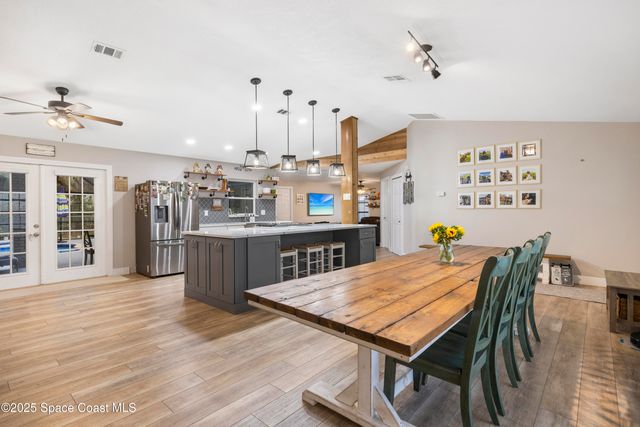 456 Narragansett Street NE, Palm Bay, FL 32907