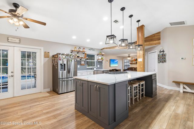 456 Narragansett Street NE, Palm Bay, FL 32907