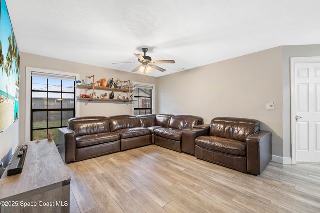 456 Narragansett Street NE, Palm Bay, FL 32907