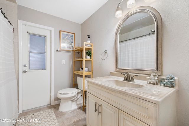 456 Narragansett Street NE, Palm Bay, FL 32907