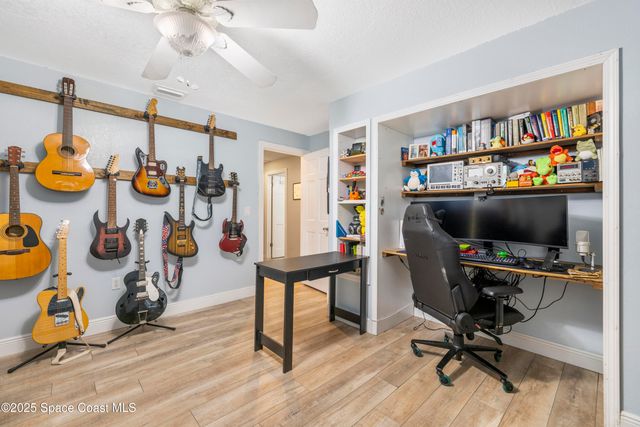 456 Narragansett Street NE, Palm Bay, FL 32907