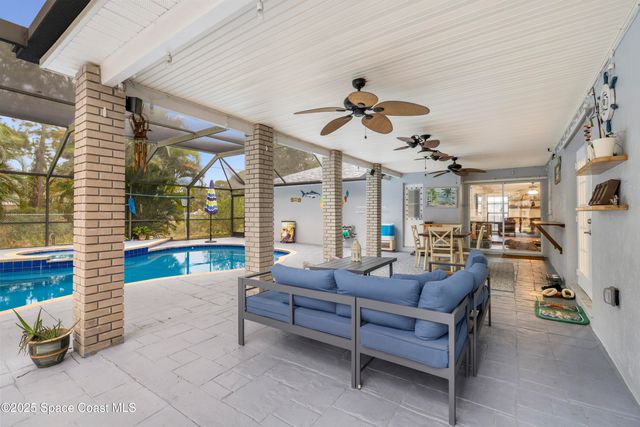 456 Narragansett Street NE, Palm Bay, FL 32907