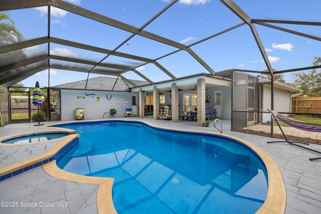 456 Narragansett Street NE, Palm Bay, FL 32907