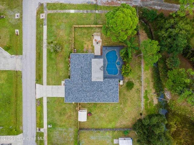 456 Narragansett Street NE, Palm Bay, FL 32907