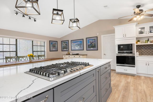 456 Narragansett Street NE, Palm Bay, FL 32907