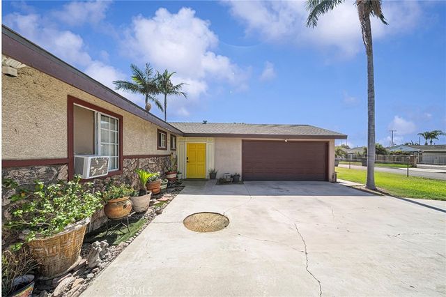 656 Sandy Hook, La Puente, CA 91744