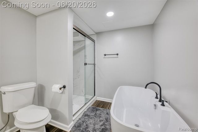6631 Burnham Drive, Canton, MI 48187