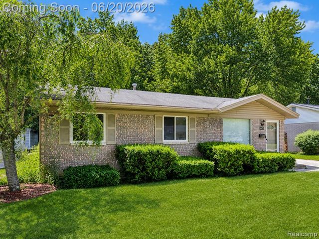 6631 Burnham Drive, Canton, MI 48187