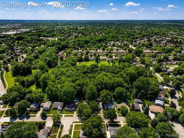 6631 Burnham Drive, Canton, MI 48187
