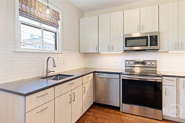 623 Tattnall Street, Savannah, GA 31401