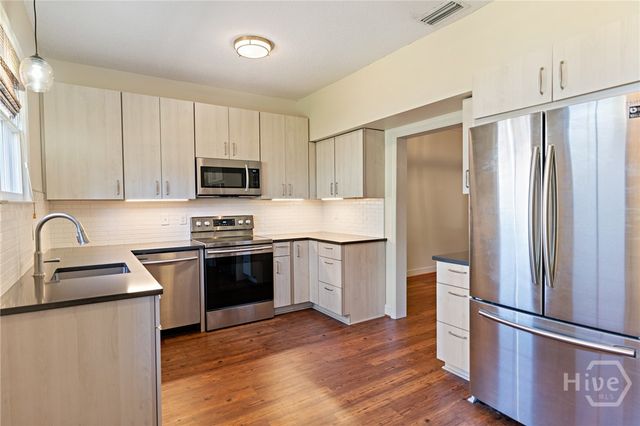 623 Tattnall Street, Savannah, GA 31401