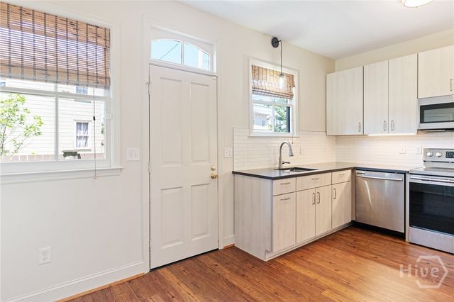 623 Tattnall Street, Savannah, GA 31401