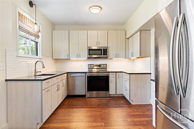 623 Tattnall Street, Savannah, GA 31401