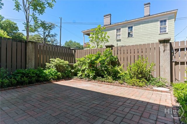 623 Tattnall Street, Savannah, GA 31401