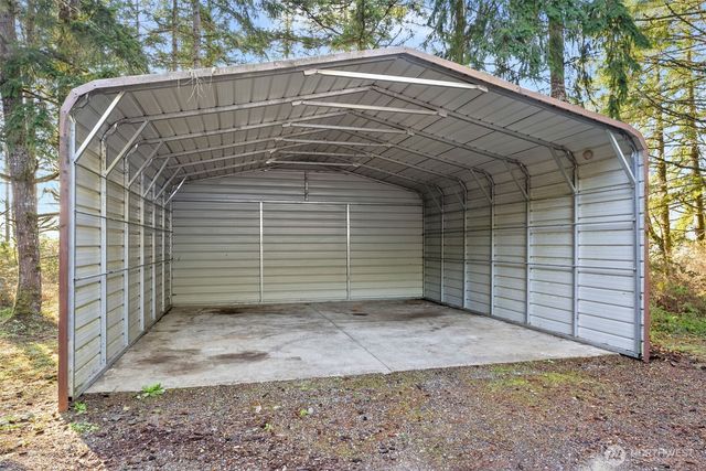 1895 North Fork Road, Chehalis, WA 98532