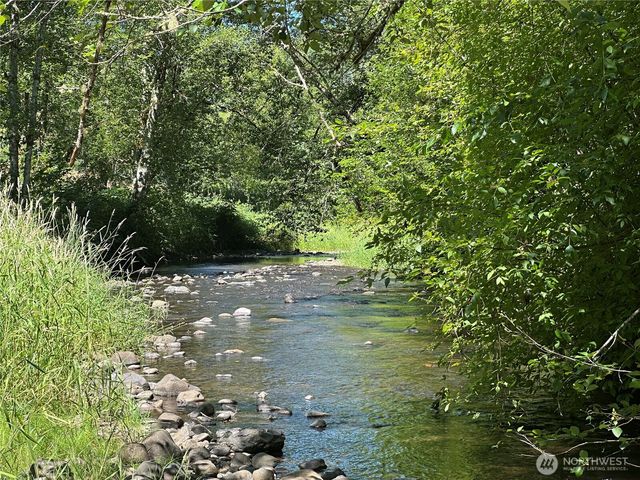 1895 North Fork Road, Chehalis, WA 98532