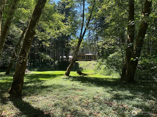1895 North Fork Road, Chehalis, WA 98532