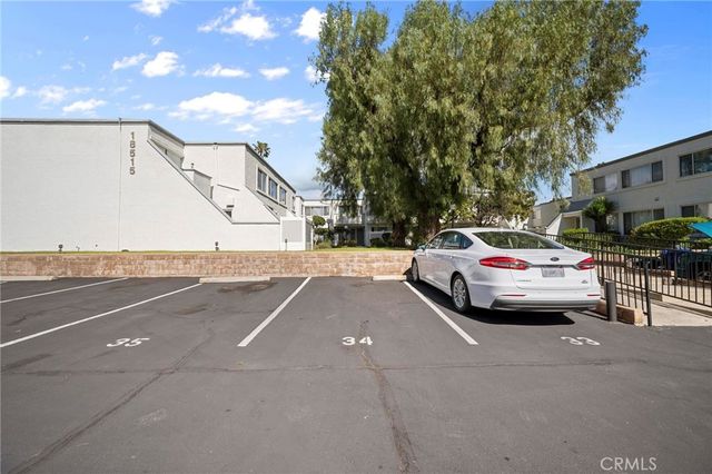 18515 Mayall Street J, Northridge, CA 91324