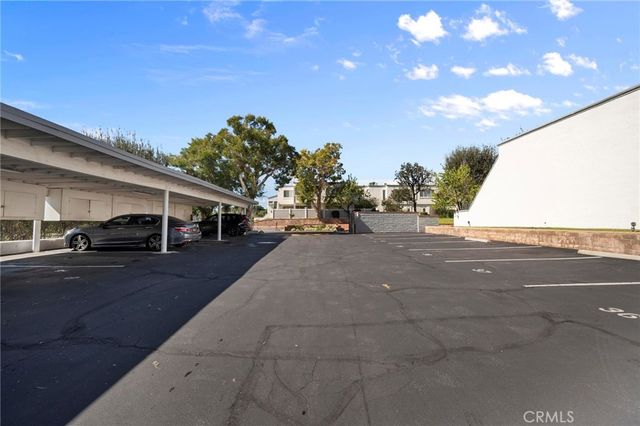 18515 Mayall Street J, Northridge, CA 91324