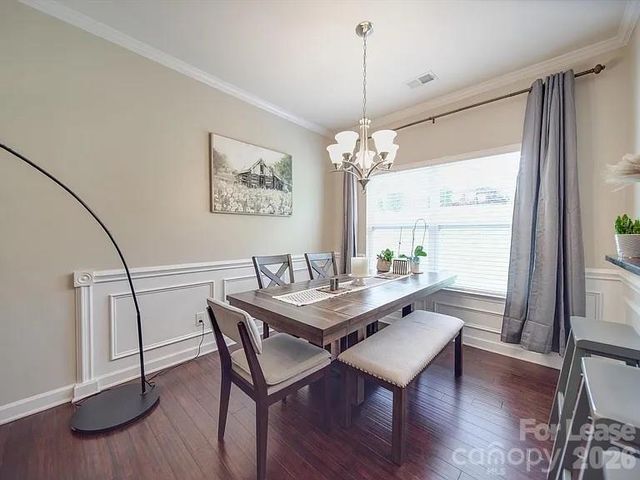 5657 Tipperlinn Way, Charlotte, NC 28278