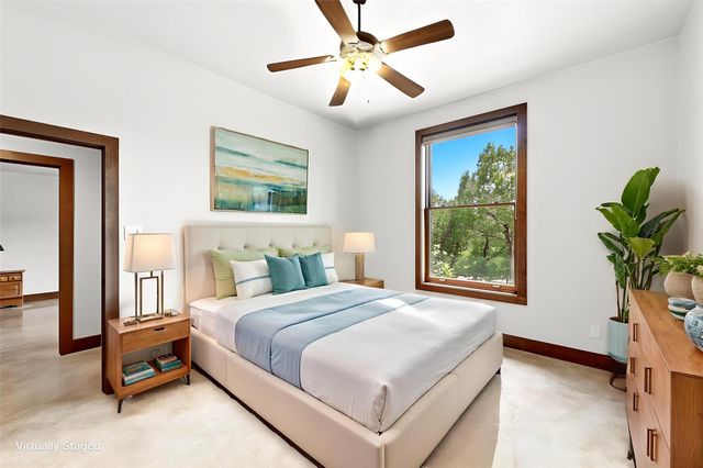 158 Condor DR, San Marcos, TX 78666