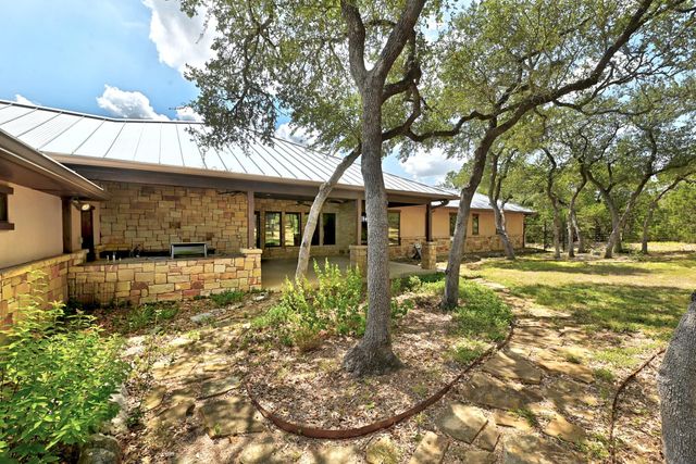 158 Condor DR, San Marcos, TX 78666