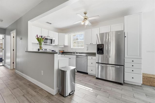 102 LAKE CHARLES ROAD, Deland, FL 32724