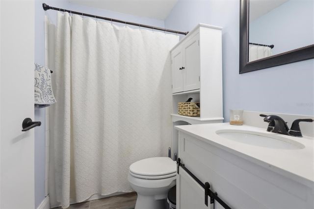 102 LAKE CHARLES ROAD, Deland, FL 32724