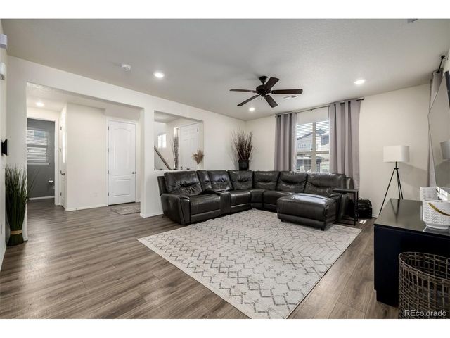 9781 Bennett Peak St, Littleton, CO 80125