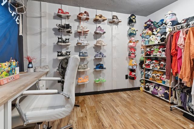 989 E SANDCREST DR, Sandy, UT 84094