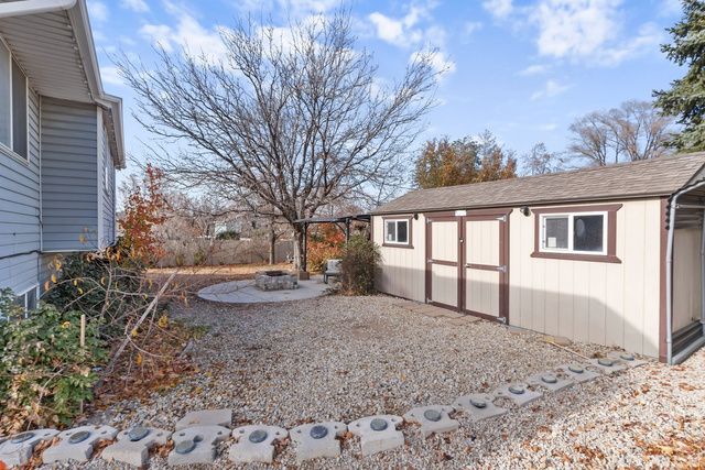 989 E SANDCREST DR, Sandy, UT 84094