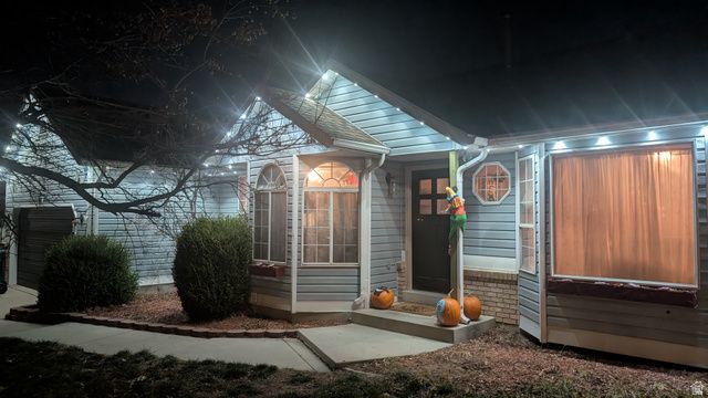 989 E SANDCREST DR, Sandy, UT 84094