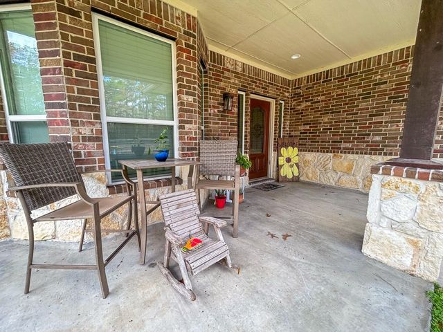 675 Somerset Trail, Point Blank, TX 77364