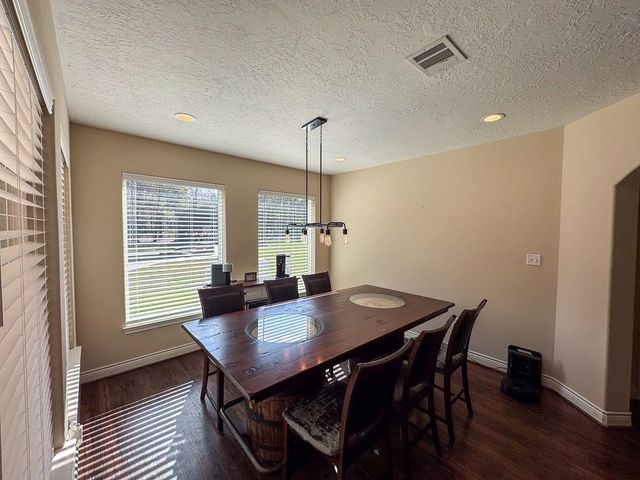 675 Somerset Trail, Point Blank, TX 77364