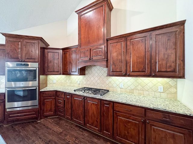 675 Somerset Trail, Point Blank, TX 77364