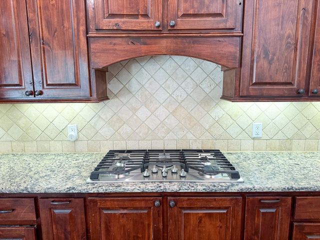 675 Somerset Trail, Point Blank, TX 77364