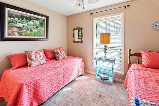 175 Old Gate Path, Holly Lake Ranch, TX 75765