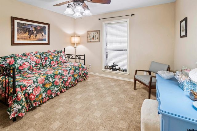 175 Old Gate Path, Holly Lake Ranch, TX 75765